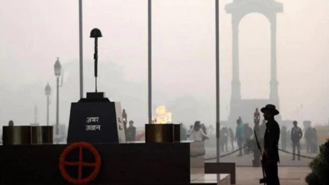 Amar Jawan Jyoti will be shifted to War Memoria...