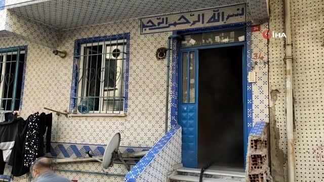 Sultangazi'de yangın paniği... Binada mahsur kalan 6 kişiyi itfaiye kurtardı