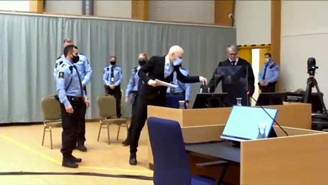 Norwegischer Massenmörder Breivik nutzt Gerichtssaal für rassistische Propaganda