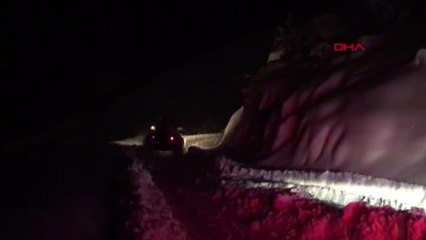 ŞIRNAK'TA EKİPLERİN 3 SAATLİK ÇALIŞMASI SONUCUNDA 54 YAŞINDAKİ HASTA HASTANEYE ULAŞTIRILDI--