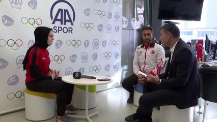 Bileği dünyada bükülmeyen 15 yaşındaki şampiyon: Esra Akbaş