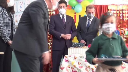 Tekirdağ'da 200 bin öğrenci karne heyecanı yaşadı