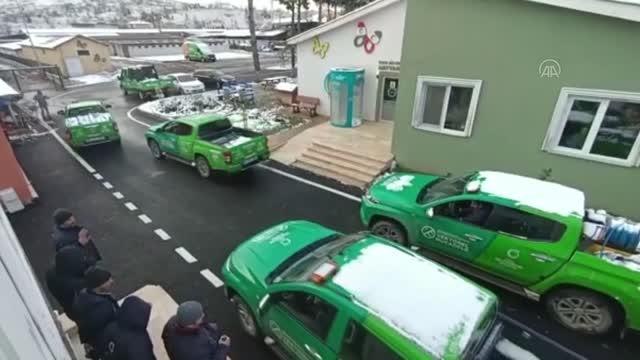 Ordu'da karda yiyecek bulmakta zorlanan sokak hayvanları unutulmadı