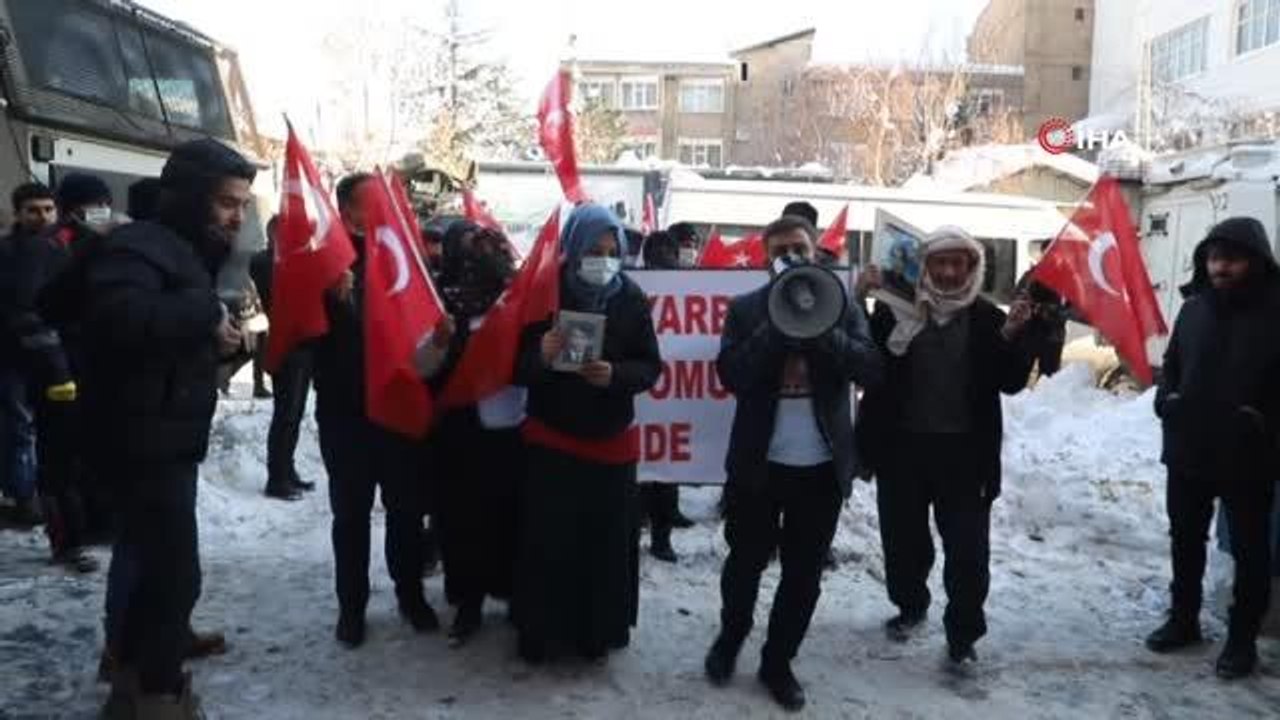 Hakkarili annelerin eylemi 25. haftada