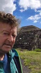 Mexique jean Claude aux pyramides