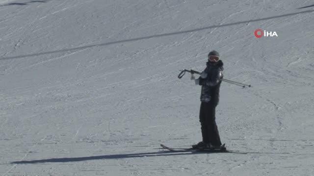 Palandöken sömestrde binleri ağırlayacak... Otellerin doluluk oranı yüzde yüze ulaştı