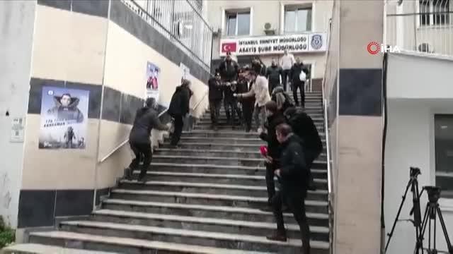 Kartal'da Aile Sağlığı Merkezinde görevli hemşire Ömür Erez'i silahla öldüren Rahmi Uygun, emniyette tamamlanan işlemlerinin ardından adliyeye sevk...