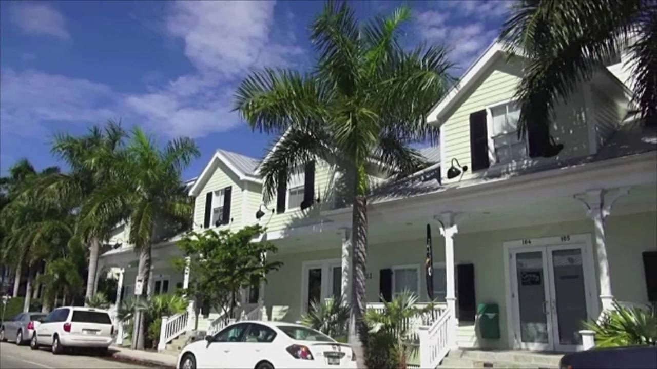 Key West Is Celebrating Its 200th Anniversary With a Heritage Festival, Parades, a Drone Show, and More