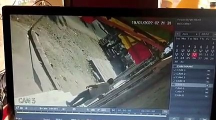 मासूम अभी भी वेंटीलेटर पर, सीएम सहायता कोष से दो लाख का चेक सौंपा