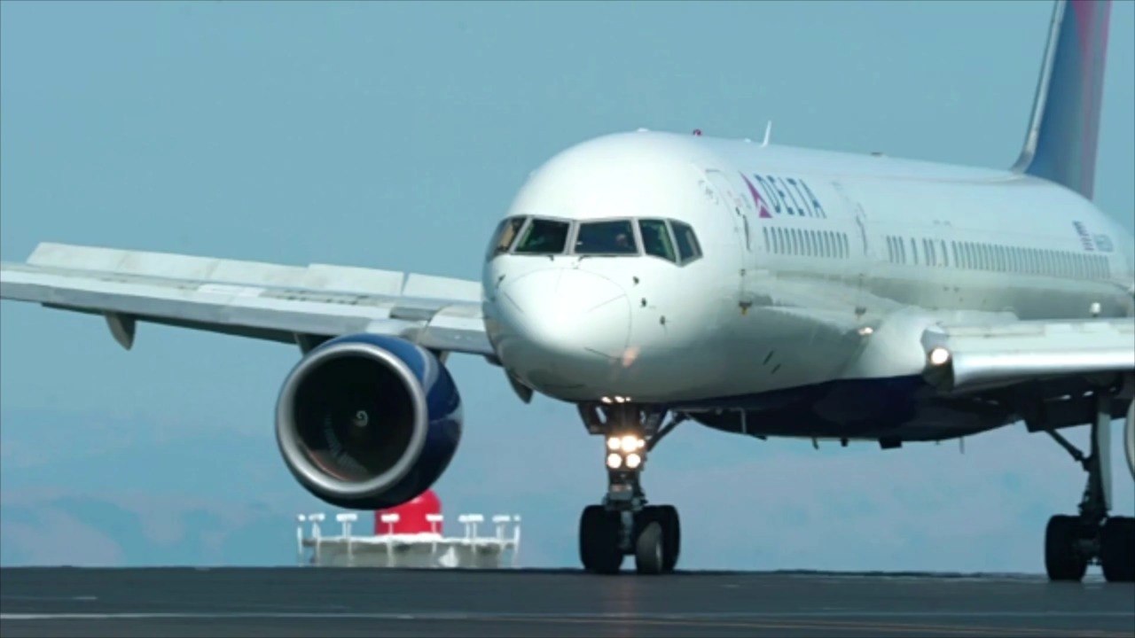 You Can Now Earn Major Delta SkyMiles by Using This Car Rental App