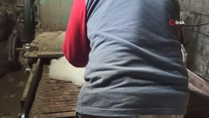 35 yıllık keçecinin meslek aşkı: "İşimi severek yaptığım için hiç yorulmuyorum"