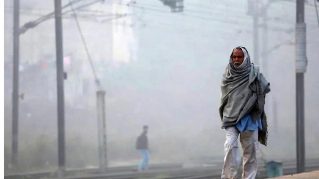 Severe cold conditions in Delhi, temp may dip, predicts IMD