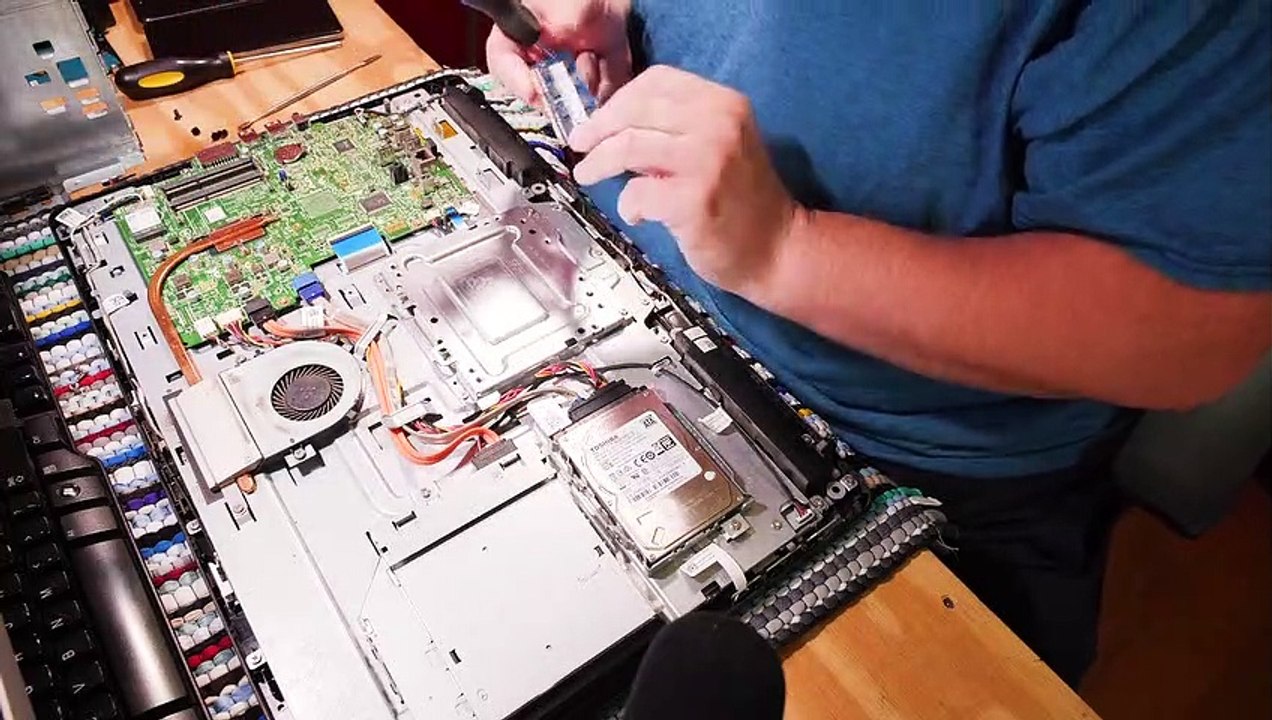 Dell Inspiron 22-3263 Series All-in-One Disassembly for SATA SSD Upgrade - Jody Bruchon