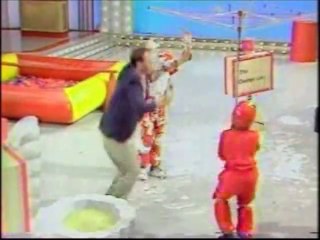 Double Dare UK 1987 Premiere Obstacle Course Run