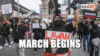 #TangkapAzamBaki demonstrators march down Jalan Bangsar