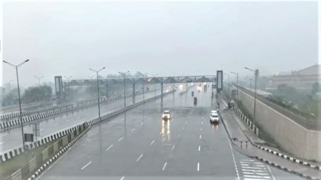 Delhi-NCR gets cold after drizzle, IMD issues yellow alert