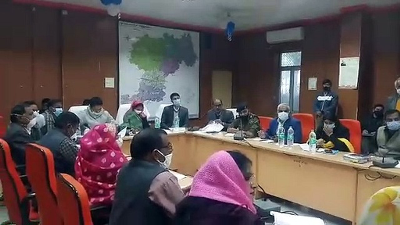 सांसद बोले हमारे बिना काम करके दिखा दोगे क्या
