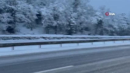 Bursa'da karla mücadele aralıksız sürüyor