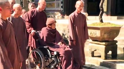 Muere a los 95 años el "maestro Thay", el monje budista zen al que acudieron Oprah Winfrey y Google