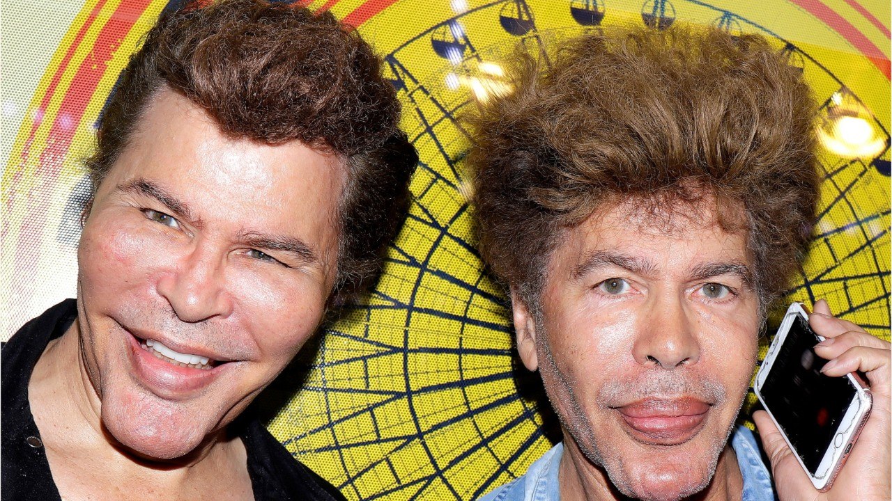 GALA VIDEO - Igor et Grichka Bogdanoff : pourquoi ils n’ont jamais rendu visite à leur sœur Véronique sur le Bassin