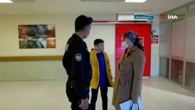 Bursa’da başıboş köpek kartopu oynayan gence saldırdı