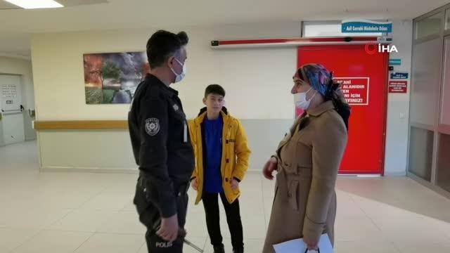 Bursa'da başıboş köpek kartopu oynayan çocuğa saldırdı