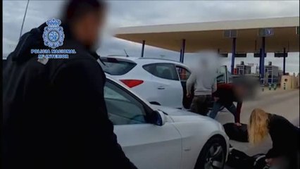 Descargar video: Detenida una banda de atracadores de bancos italianos afincados en Orihuela (Alicante)