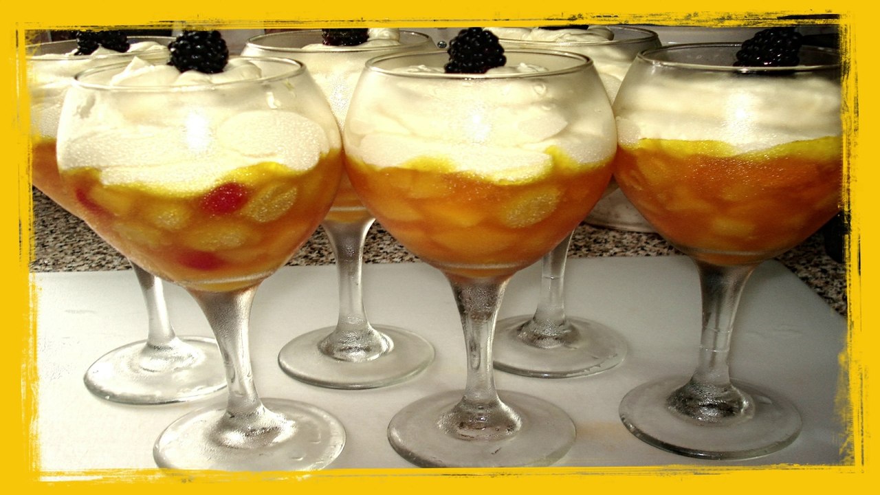 Postre de Duraznos con Crema - Fabulous Peach Cream Dessert  - (dm)