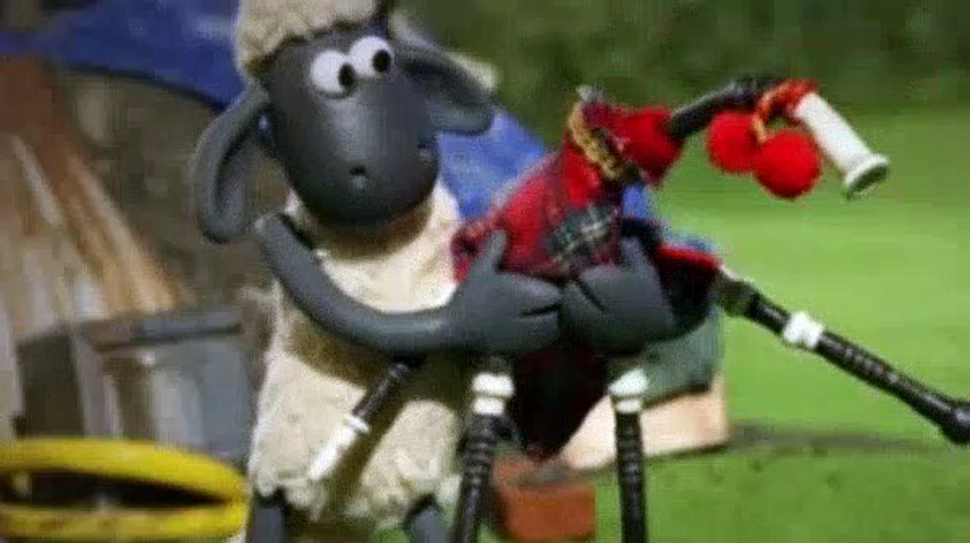 Shaun the Sheep Season 2 Episode 8 Bagpipe Buddy