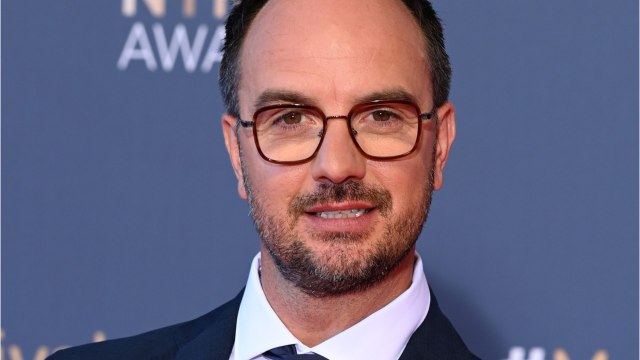 FEMME ACTUELLE - Jarry : ce jour où son ex-fiancée l'a surpris dans les bras de son frère