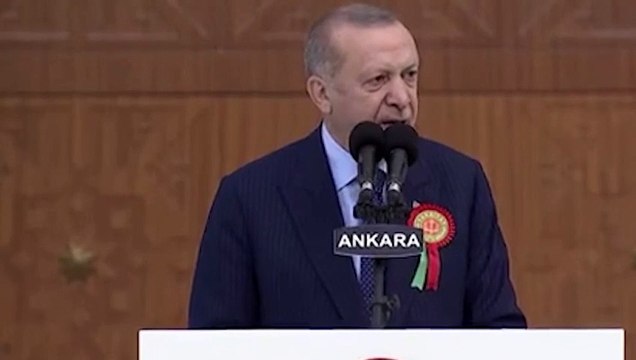 Sedef Kabaş'a gece yarısı gözaltısı Erdoğan'ın o sözlerini gündeme getirdi: Gece yarısı gözaltına almaya son verdik demişti...