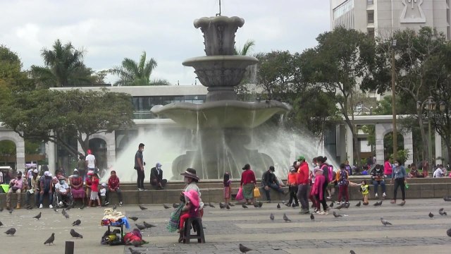 오미크론 우세종 됐지만...'경제 활동' 집중하는 과테말라 시민들 / YTN