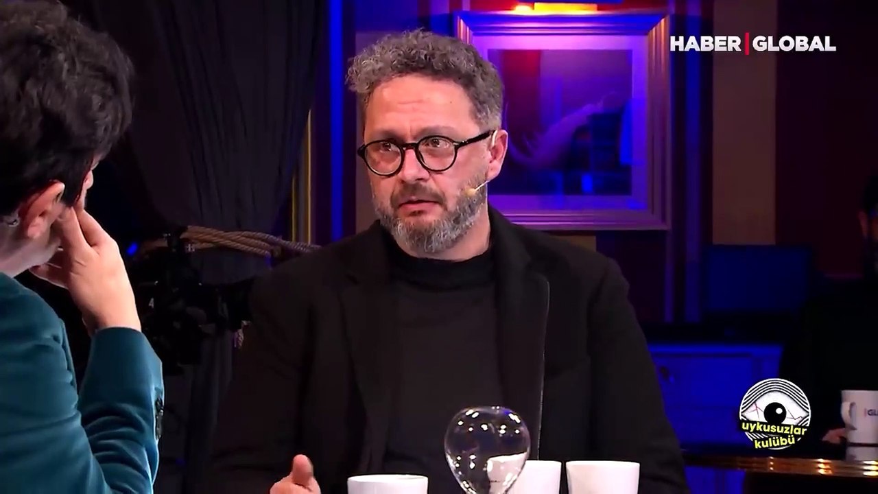 Okan Bayülgen'den çok güldüren Bülent Ersoy anısı: Bülent Ersoy'un araması çok tehlikeli