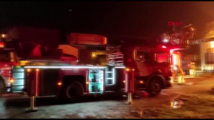 İSTANBUL-ARNAVUTKÖY'DE FABRİKA ALEV ALEV YANIYOR-1