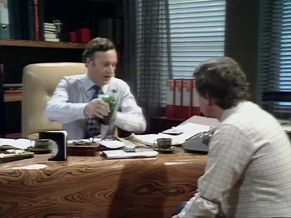 The Good Life - Series 1 Ep 01 - 1975