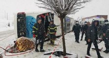 Tokat’ta yolcu otobüsü devrildi: 1 ölü, çok sayıda yaralı