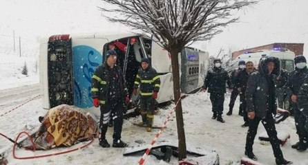 Tokat’ta yolcu otobüsü devrildi: 1 ölü, çok sayıda yaralı