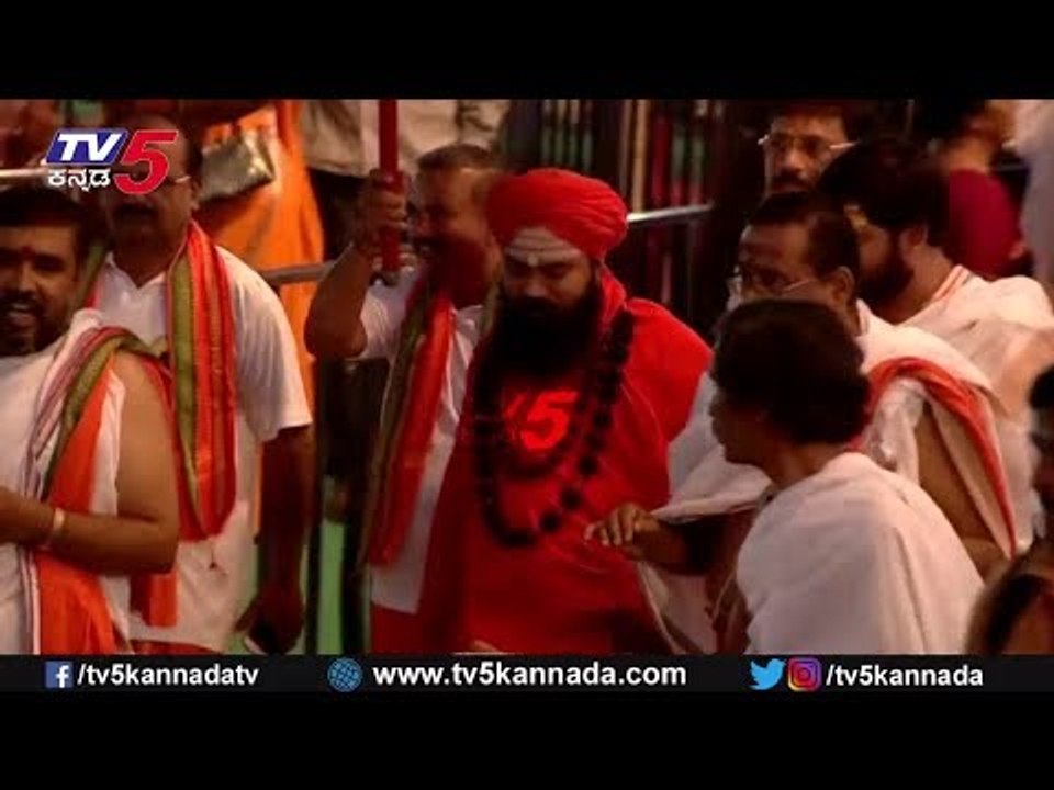 Veerabhadra Shivacharya Swamiji Attends Shiva Parvathi Kalyana At Davanagere | TV5 Kannada
