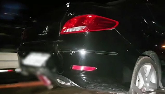 Violento acidente envolvendo três carros é registrado na BR-277 no Santa Felicidade