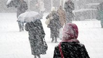 İstanbul'da kar yağışı etkili olmaya devam ediyor! Meteoroloji uzmanlarından 
