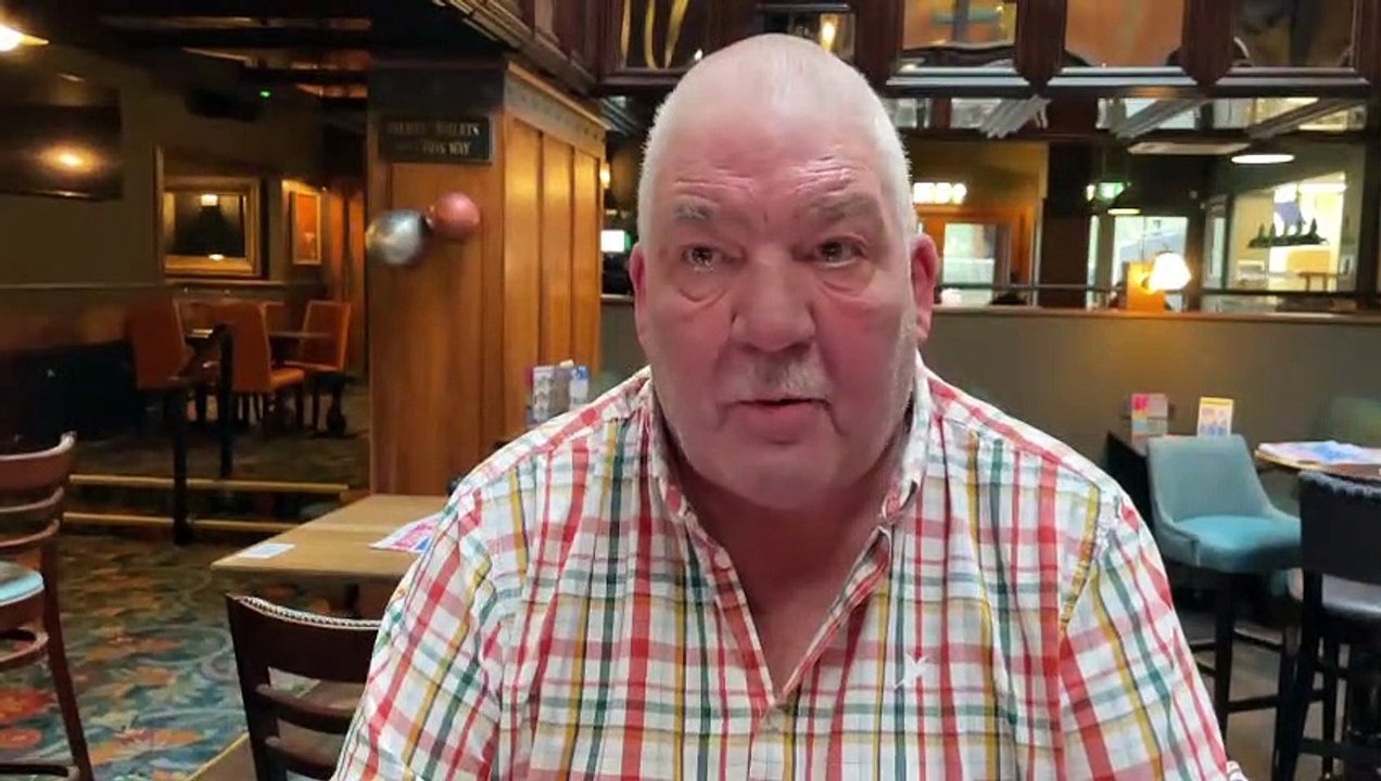 Malcolm Peart visits The Cooper Rose in Sunderland