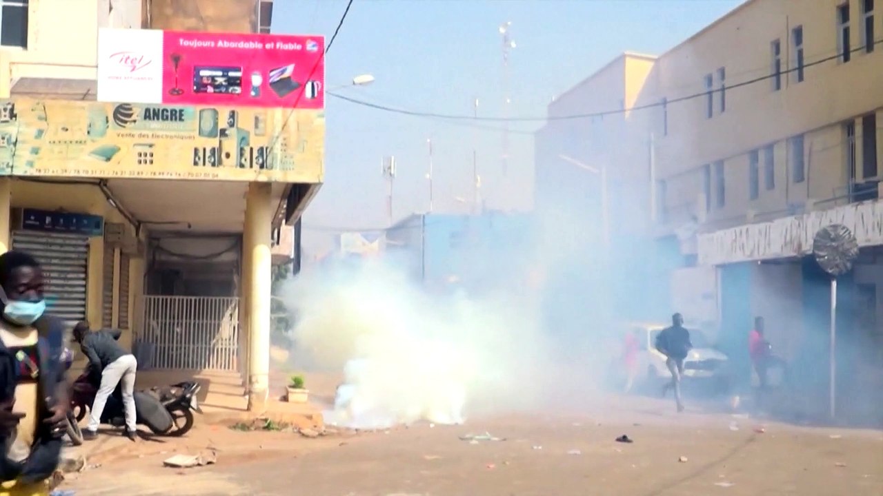 Schüsse in Burkina Faso - Regierung: "Kein Putsch"