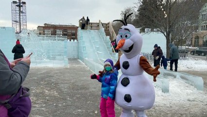 متاهة من الجليد نشاط ترفيهي لسكان مينيسوتا