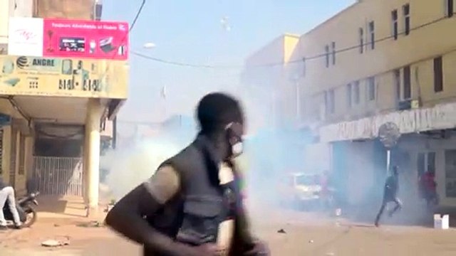Burkina Faso : des tirs entendus dans plusieurs casernes, le gouvernement dément un coup d'Etat