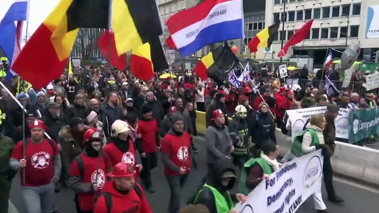 Manifestations en Europe pour défendre les libertés, imposant cortège à Bruxelles