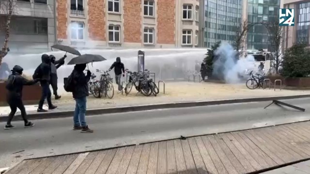 Manifestation contre les mesures sanitaires : affrontements entre la police et certains manifestants