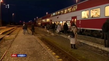 Výpadky vlakov na Západe trvajú