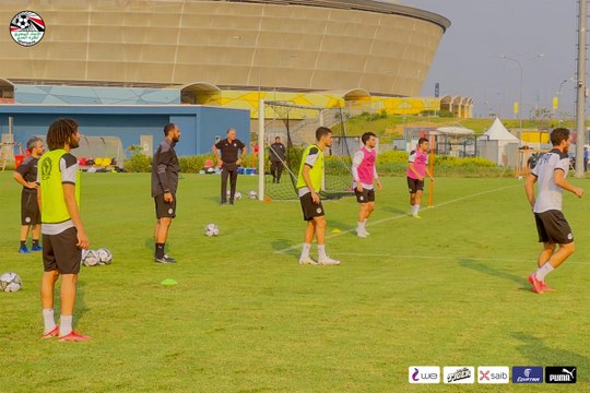 ثورة محمد صلاح في منتخب مصر.. كواليس اجتماعات كيروش ومفاجأة الونش