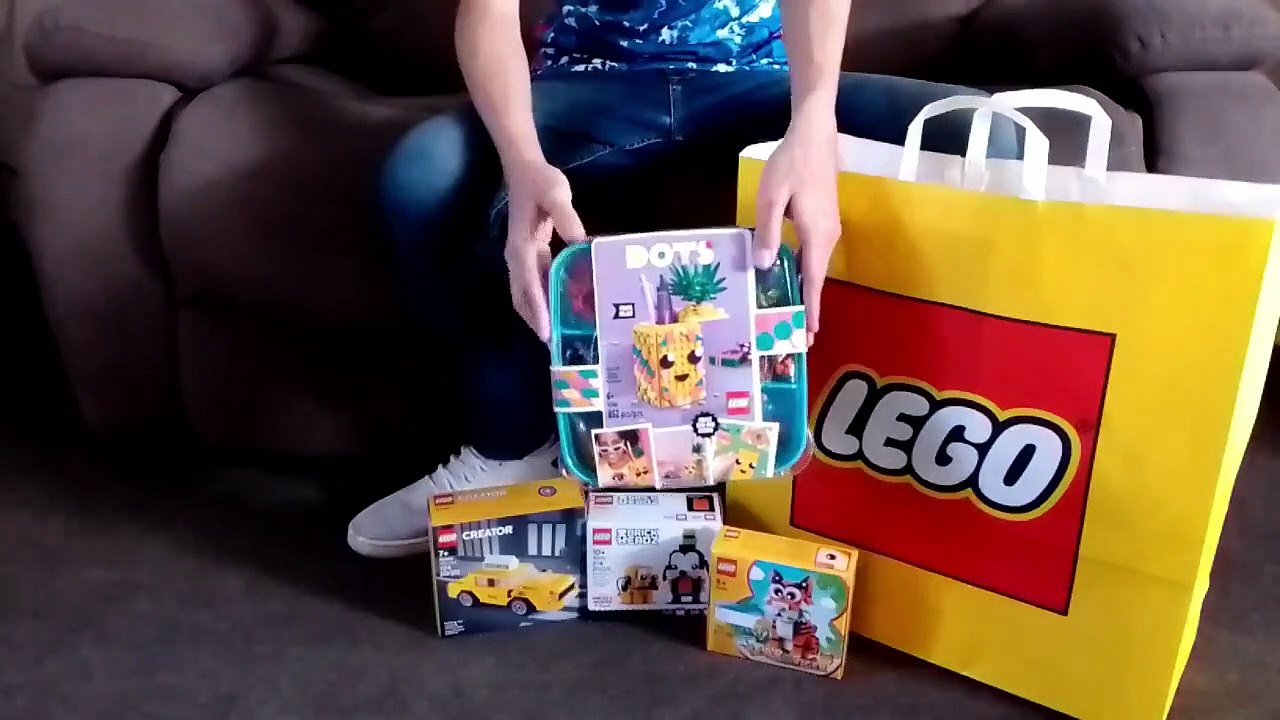 LEGO UNBOXING (TIMELAPSE)