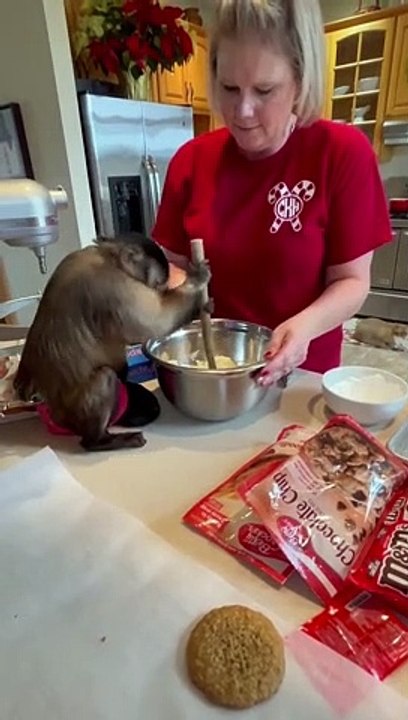 6_10 Days of Christmas Baking! Today mom and her friend Crystal baked and I helped! They didn't know what they were doing!